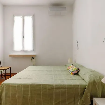 Casa De' Castagnoli, Ac/wifi Apartament *